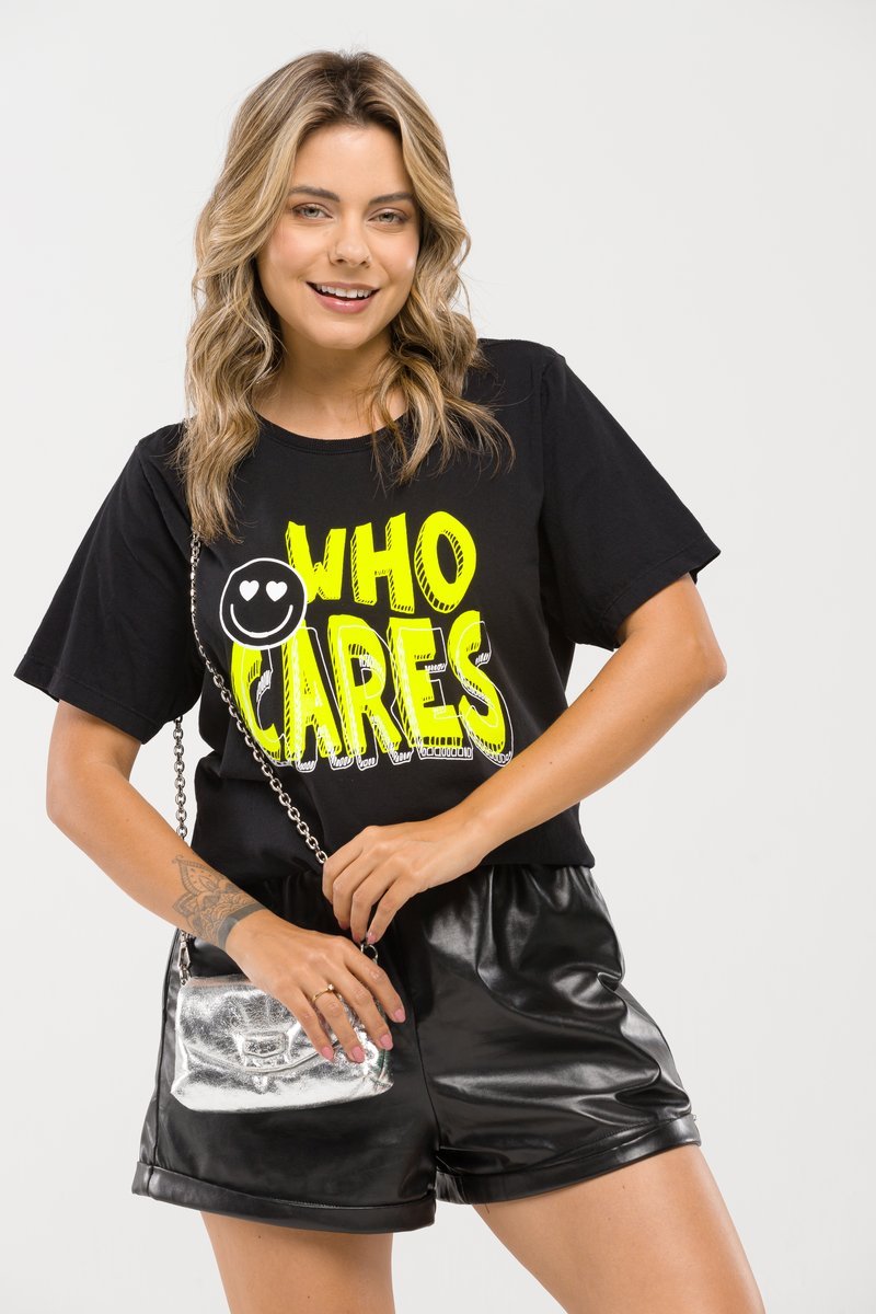 Camiseta Feminina Estonada Algodão Premium Who Cares Preto