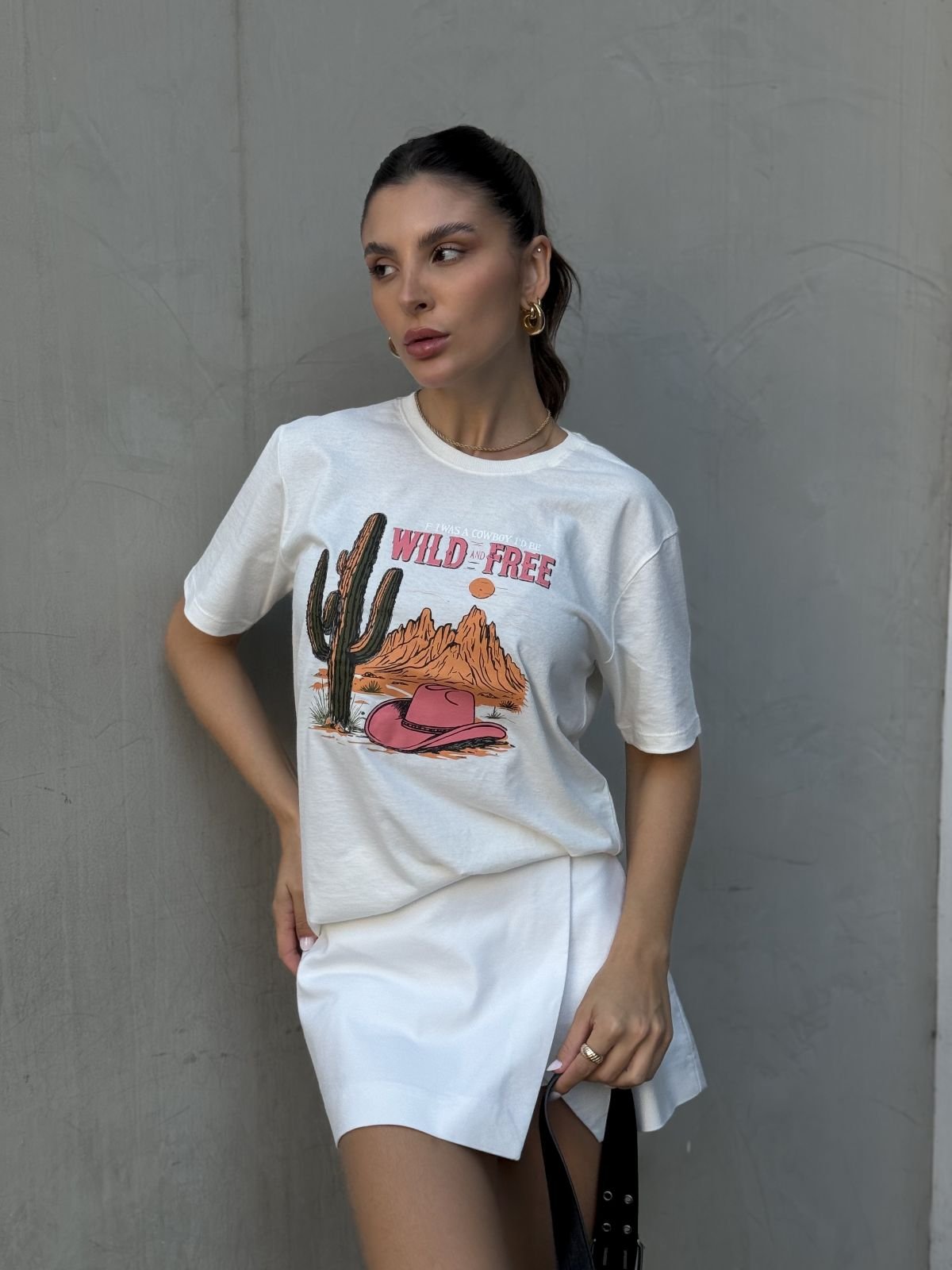 T-shirt Feminina Off Wild And Free