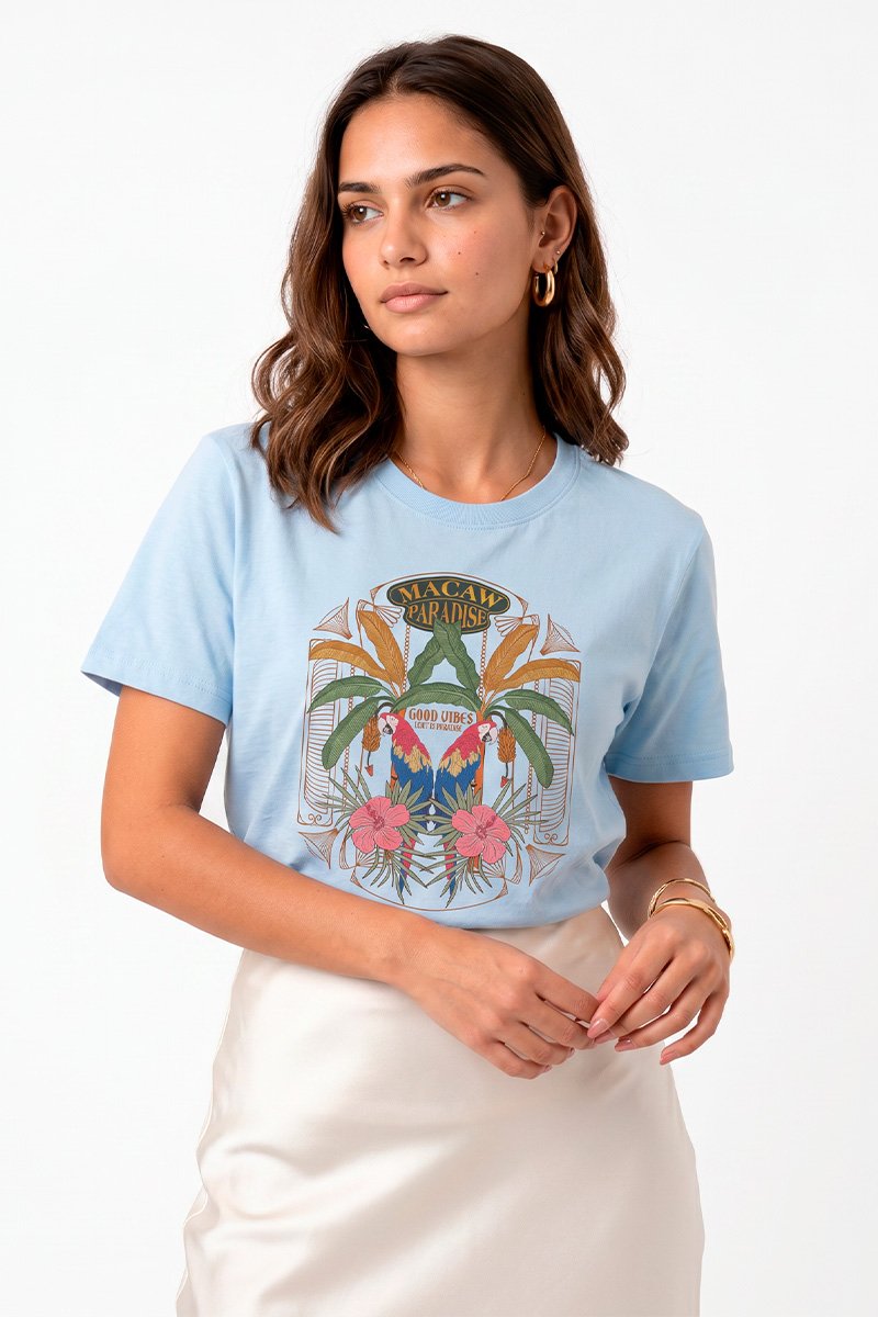 T-shirt Feminina Azul Claro Macaw Paradise