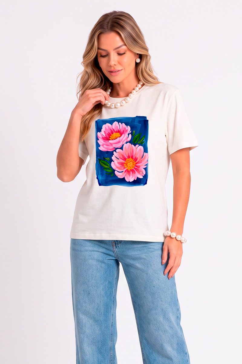 T-shirt Feminina Off Rosas Aquarela