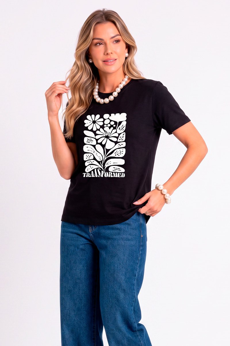 T-shirt Feminina Preta Flores Transformed